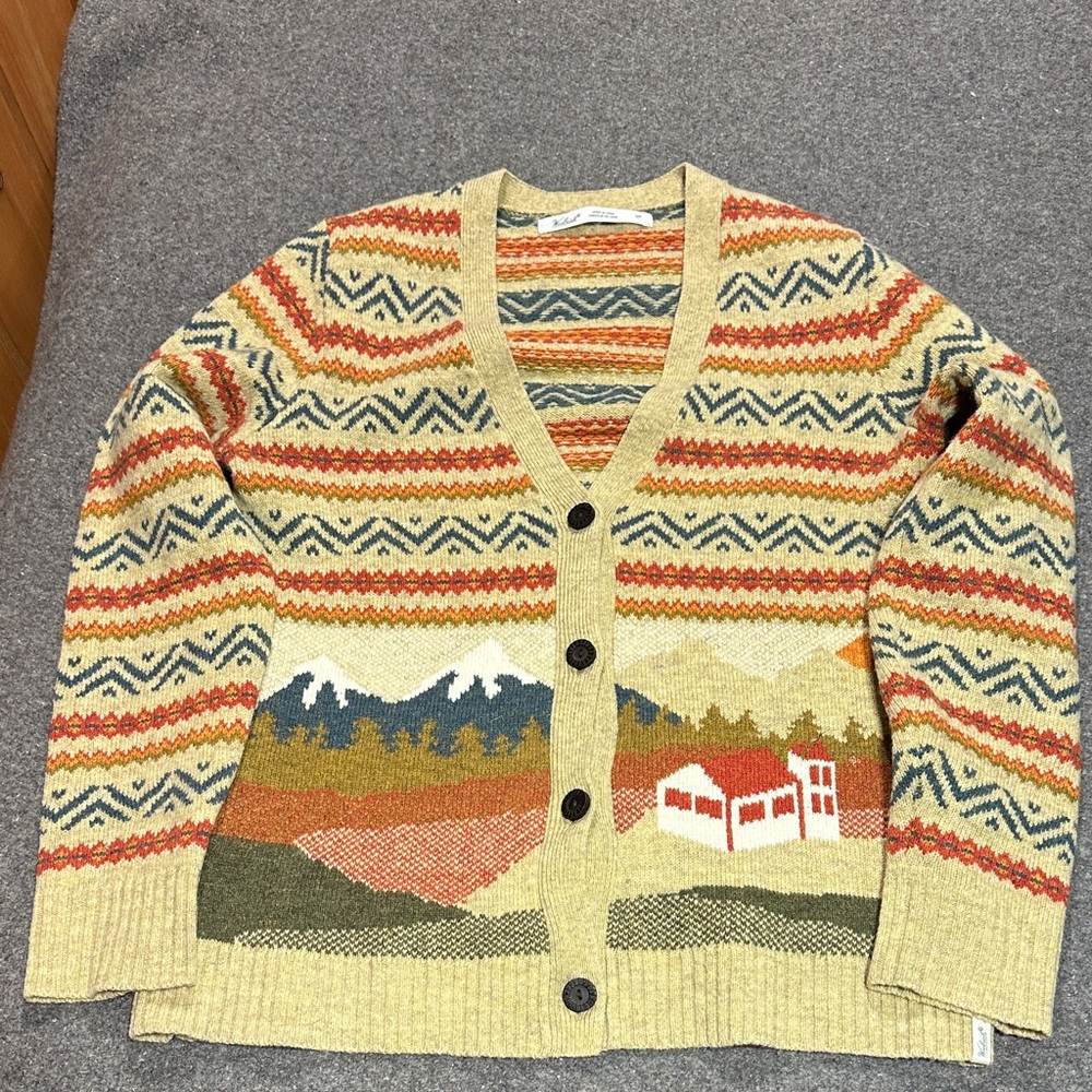 Woolrich Beige and Red Patterned Cardigan